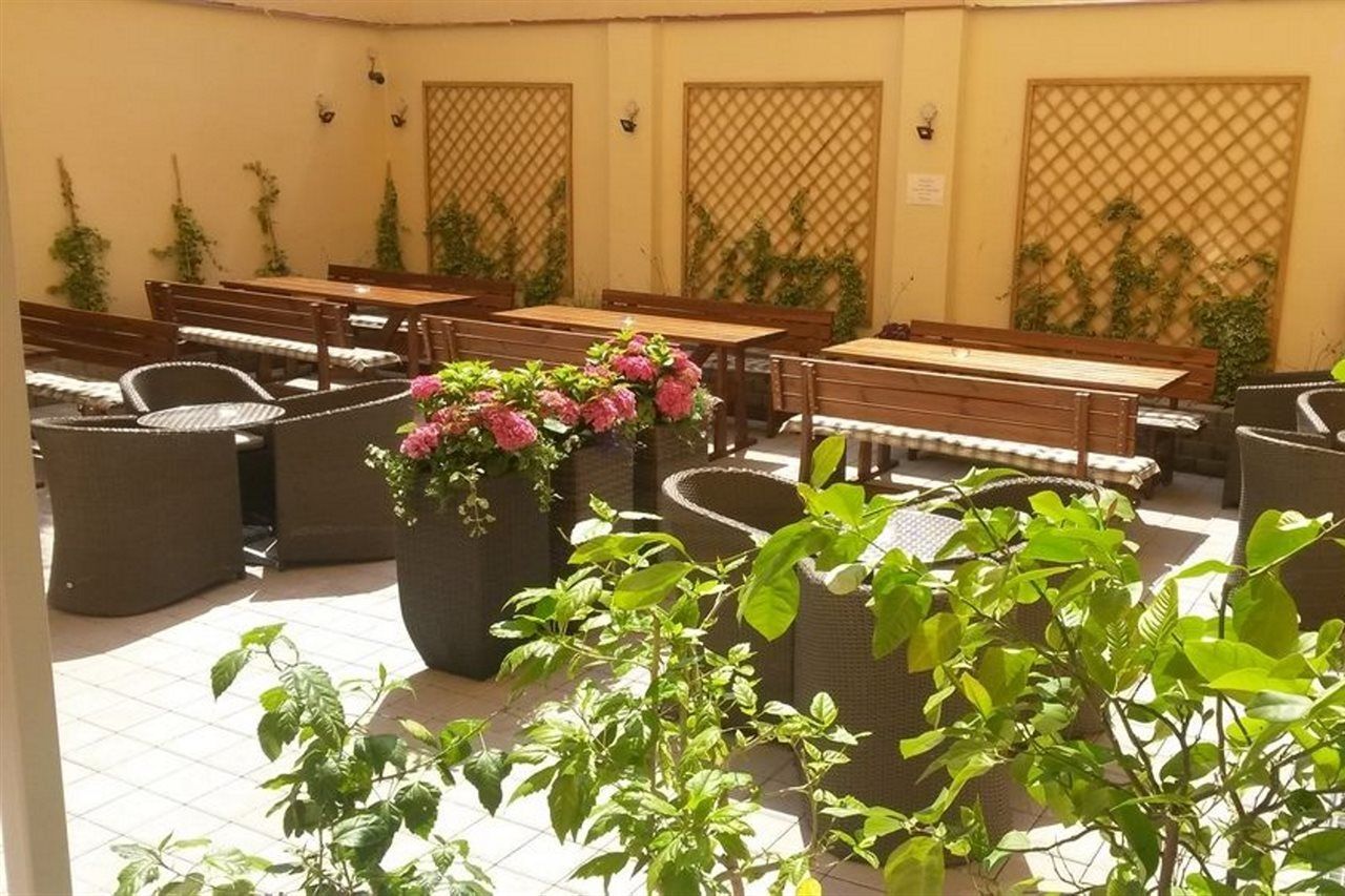 Hotel Ambiance Prague Luaran gambar