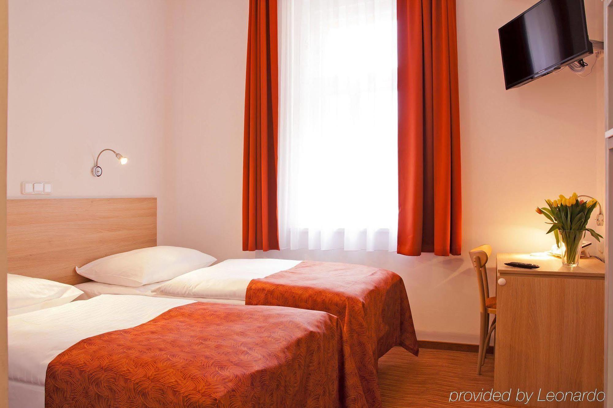 Hotel Ambiance Prague Luaran gambar