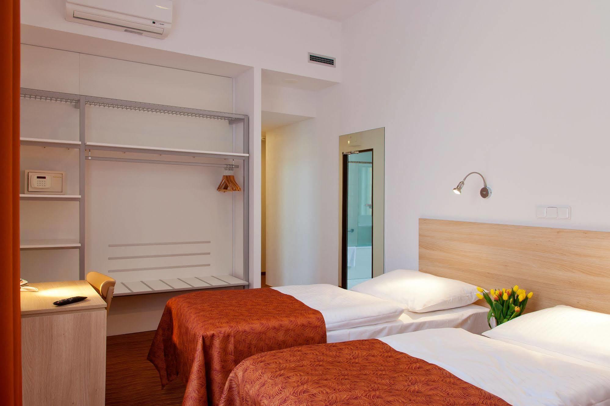 Hotel Ambiance Prague Luaran gambar